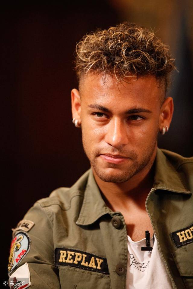 写镜头中 写镜头中