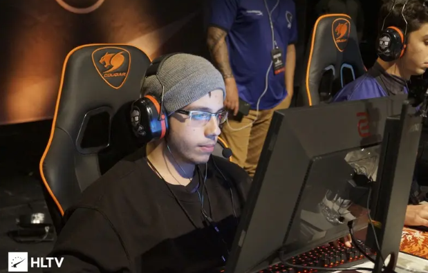 说明他与曼 说明他与曼